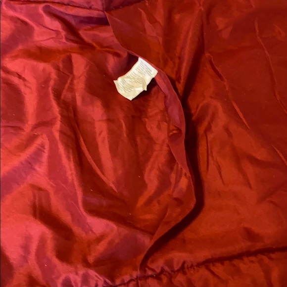 2 shams 39” x 23” burgundy and gold sham - Picture 5 of 5